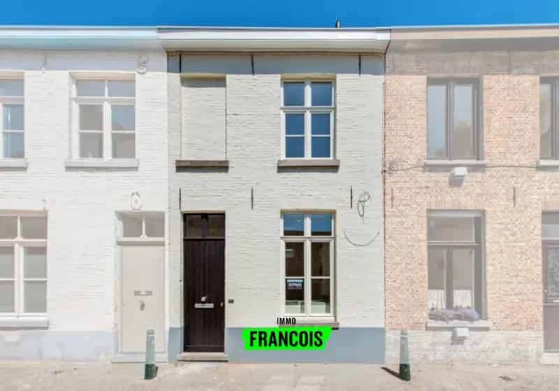 Subliem gerenoveerde stadswoning met 2 slaapkamers in hartje Brugge