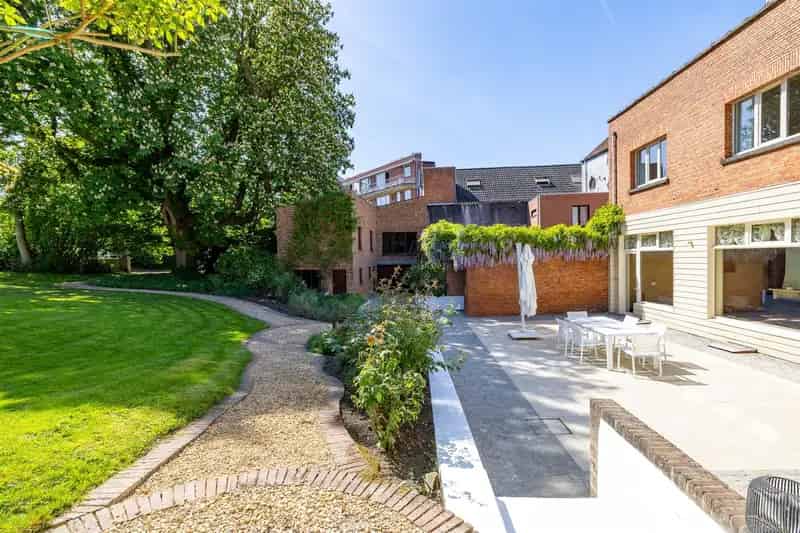 Herenhuis te huur Wetteren 468m² 4 slaapkamers tuin