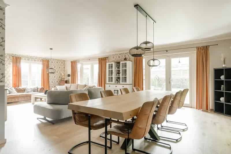 Prachtige 4 slaapkamer woning op topligging nabij het centrum!