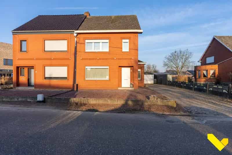 Karaktervolle Woning Met Ruime Tuin.