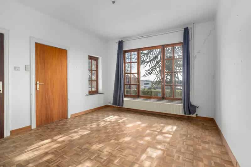 Te renoveren woning aan de stadsrand van Geraardsbergen