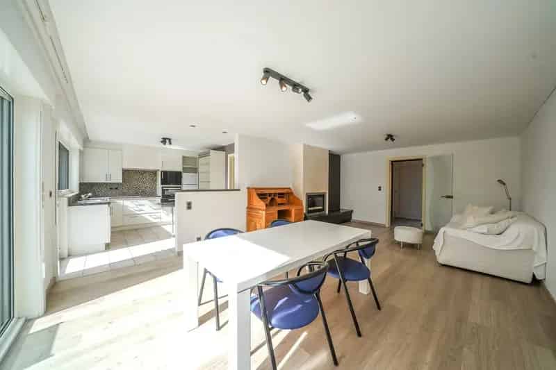 Gezinswoning met garage, zongerichte tuin te koop in Bredene