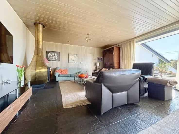 Huis Te Koop Ruime Villa 4 Slaapkamers 1200m²