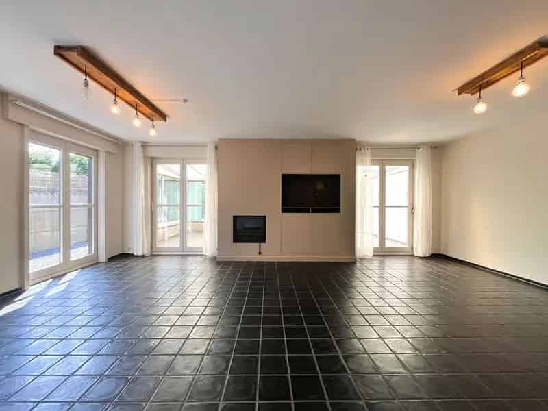 Alleenstaande woning met grote tuin en garage te Knokke