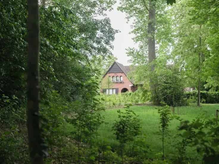 Villa te renoveren nabij Leie