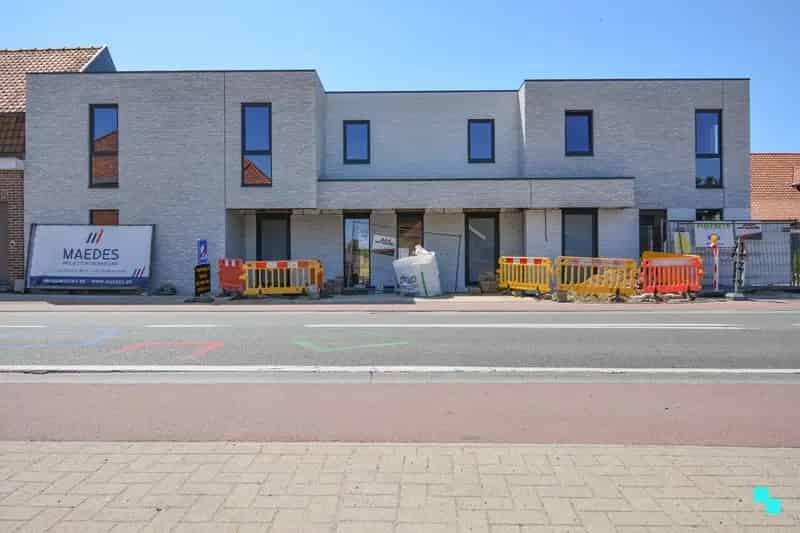 Gesloten nieuwbouwwoning met carport te Sleihage