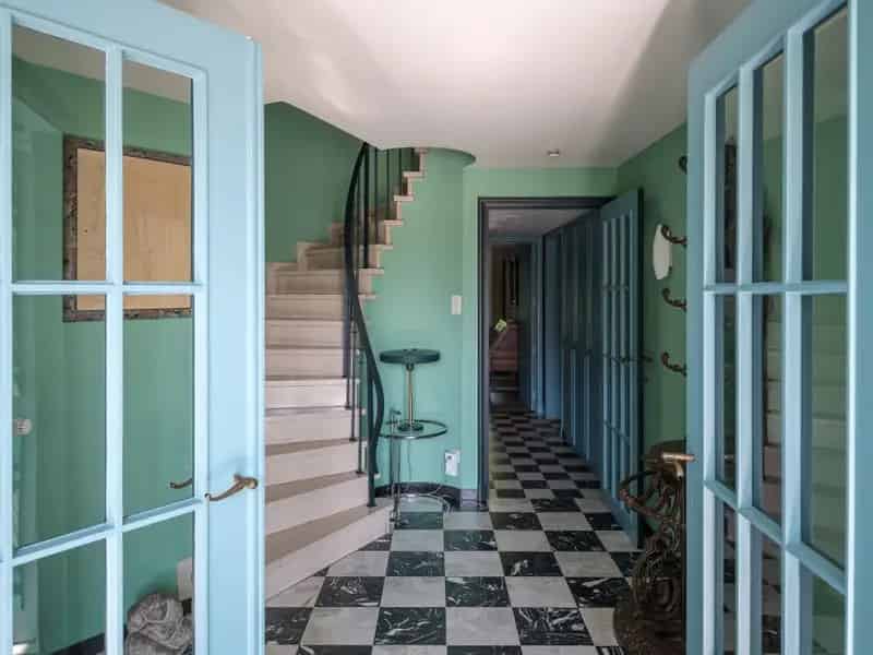 Uitzonderlijke bel-etagewoning met unieke ligging en tuin vlakbij het station Gent-Sint-Pieters