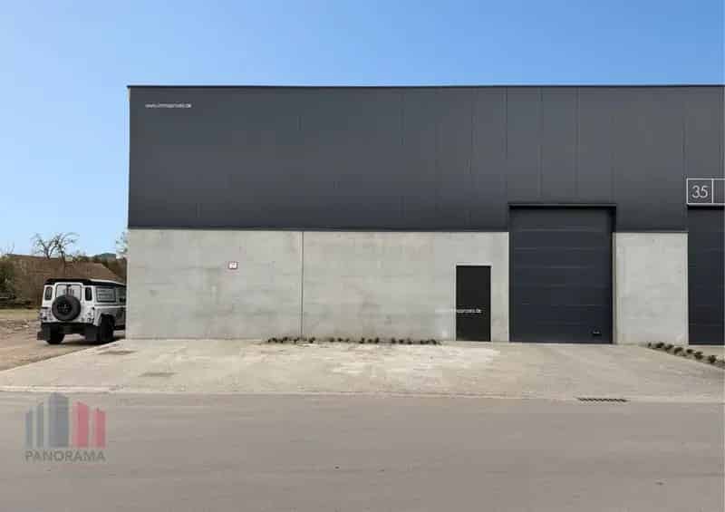 Nieuwbouw bedrijfsgebouw te huur in Zelzate