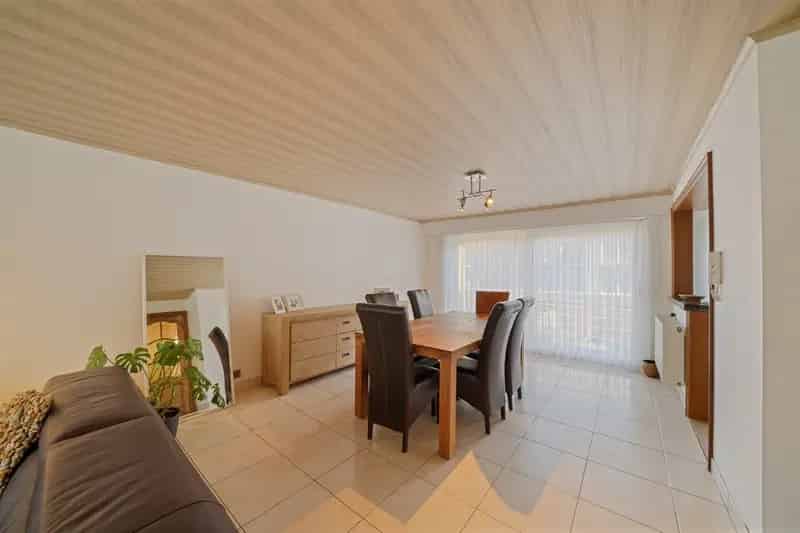Ruime bel-étagewoning met garage en 3 slaapkamers