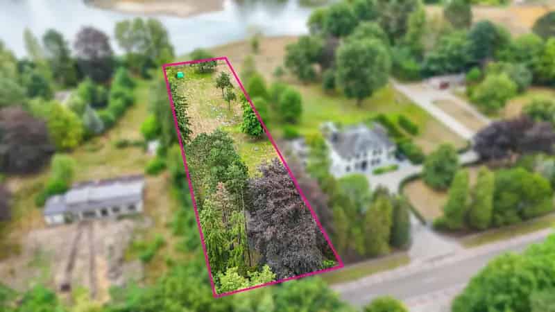 Riant perceel met zicht op prachtige vijvers van Platwijers!