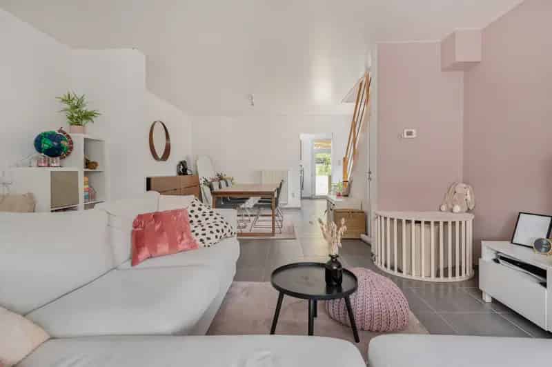 Huis te koop: Instapklare woning met 2 slaapkamers en grote tuin