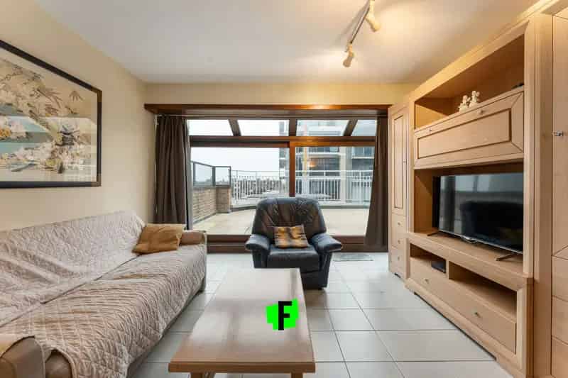 Lichtrijk appartement met groot terras in middelkerke Te Koop