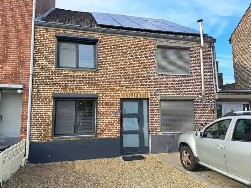 Charmante rijwoning te Rekem ( Lanaken)