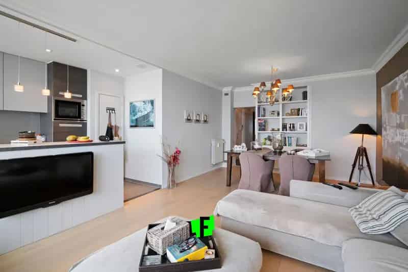 Prachtig Afgewerkt Appartement op de Zeedijk van Blankenberge