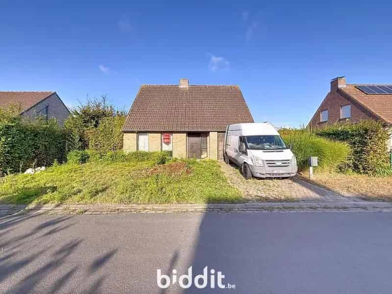 OP TE FRISSEN WONING