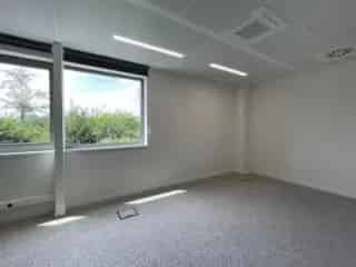 Kantoor te huur Mont Saint Guibert - Luxe privékantoor 4 personen
