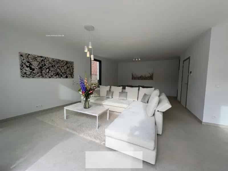 Nieuwbouw appartement te koop in Zwevegem