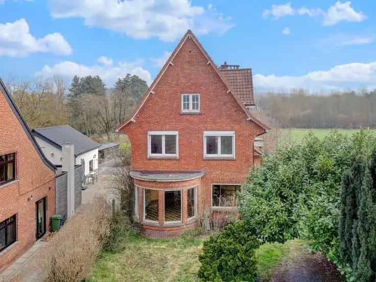 Te renoveren villa Heverlee 3 slaapkamers grote tuin