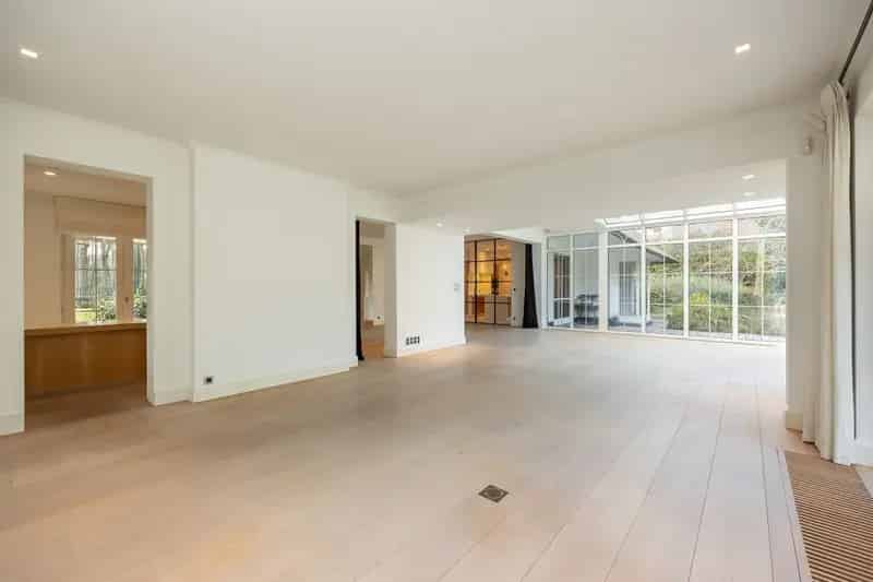 VILLA OP 3.750 m²