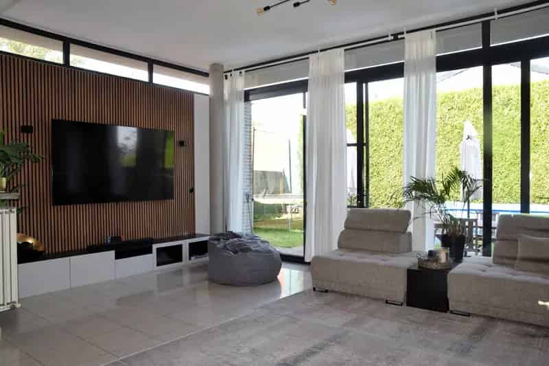 Huis te huur 3 slaapkamers Rustige ligging
