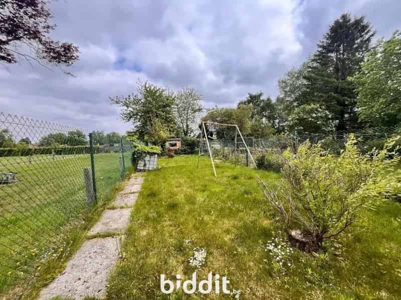 TE RENOVEREN WONING MET GROTE TUIN – PERCEEL VAN 700 m²