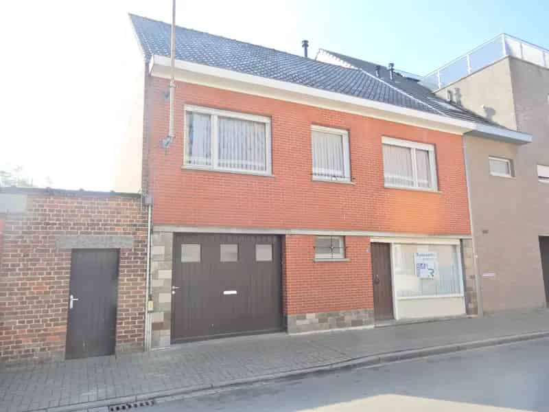 Woning te Meulebeke.