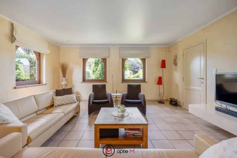 MEDITERRANE RUST IN EIGEN TUIN - CHARMANTE SPAANSE VILLA MET ZWEMBAD IN CENTRUM ZUTENDAAL