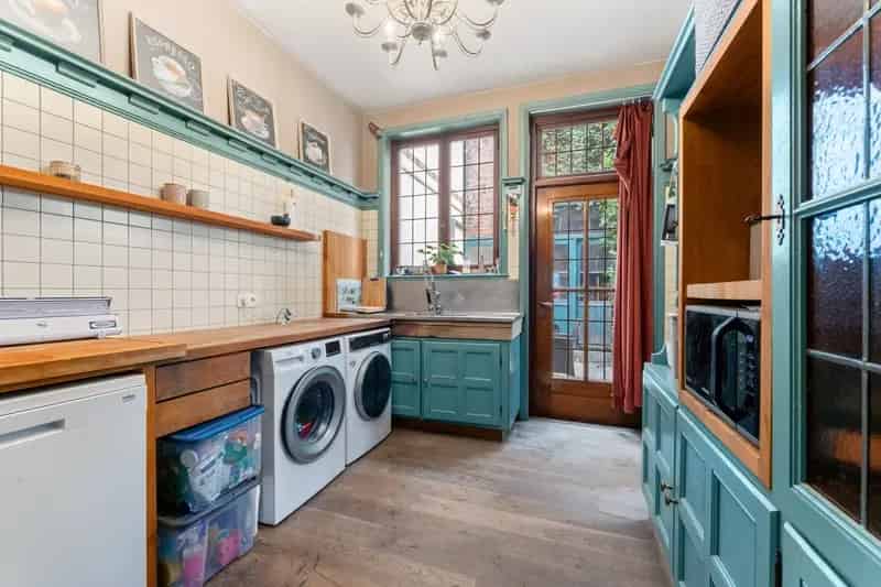 Huis te huur Izegem Centrum 305m² Handelspand Bijgebouw