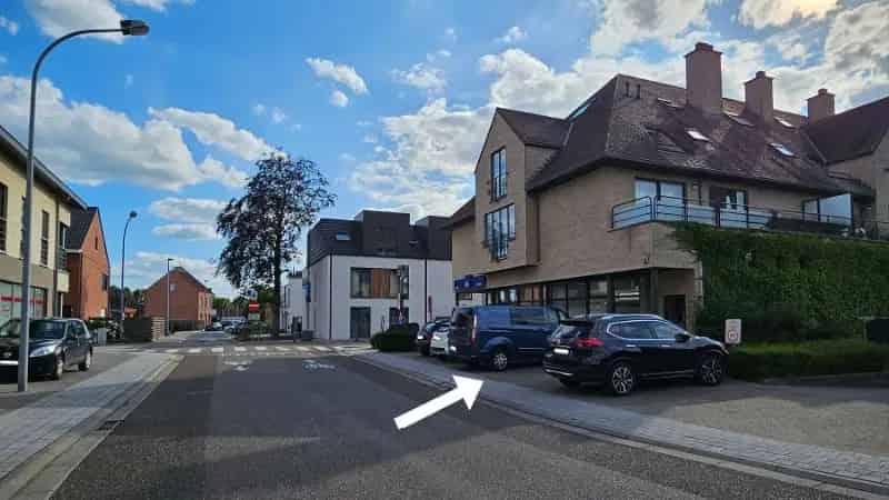 Parkingplaats bovengronds in het centrum
