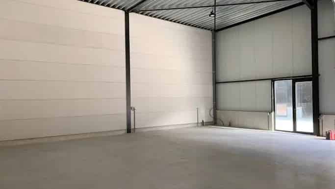Magazijn te huur in Kruiskalsijdestraat 8, Ieper - Dewaele