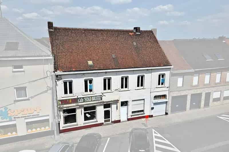 Handelswoning op toplocatie in het centrum van Lichtervelde!