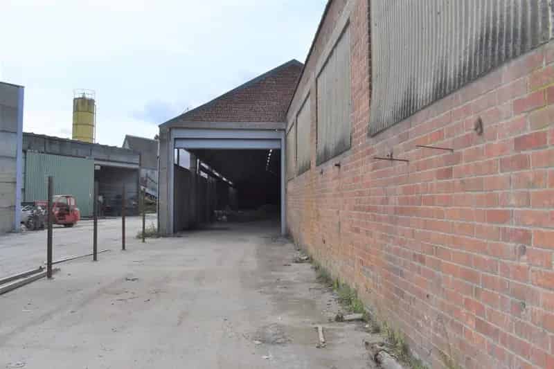 Opslagruimte te huur te Sint-Eloois-Vijve