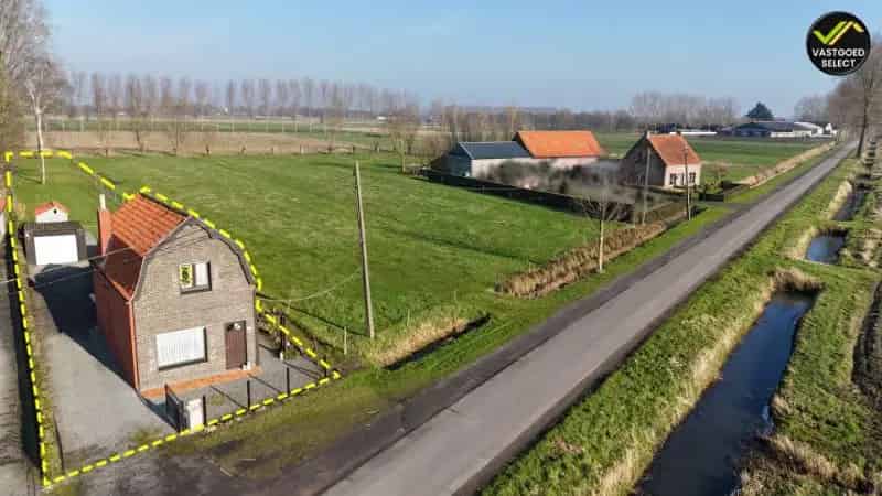 Vastgoed Select: Rustig gelegen open bebouwing met uniek uitzicht op de velden te Sint-Laureins
