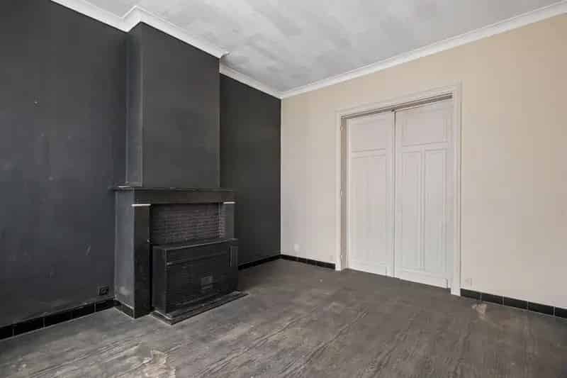 Woning met 4 slaapkamers, tuin en garage in Dadizele-centrum