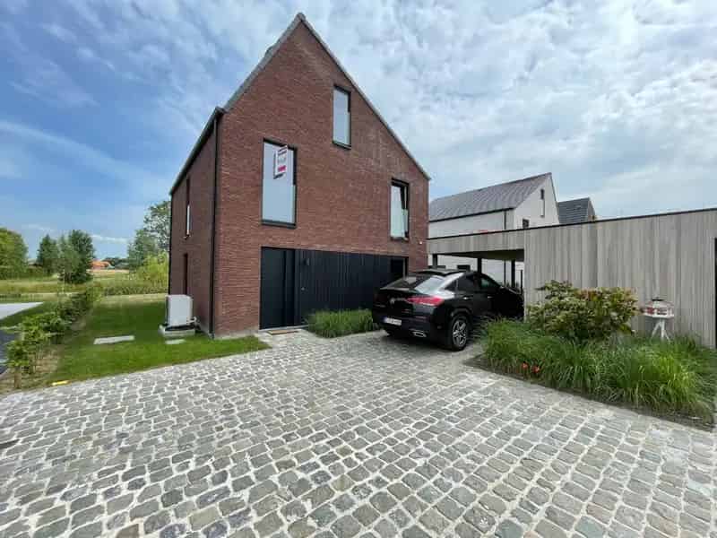 Nieuwbouw Villa te Huur Roeselare - 3 slaapkamers - Energiezuinig