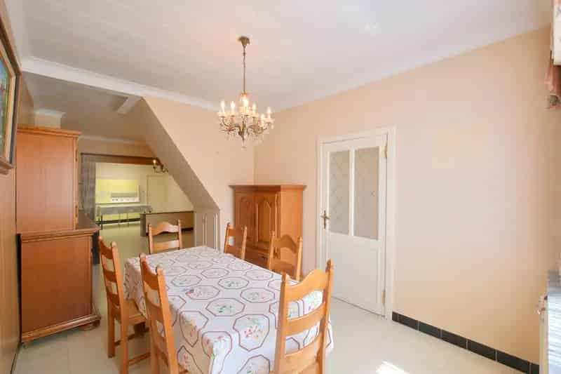 Ardooie - 3 SLPK woning met garage op perceel van 278 m²!