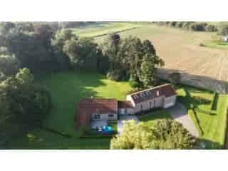 Huis te koop Huppaye - Ruime villa met 62 are grond