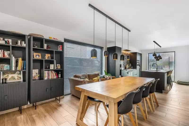 KWALITATIEVE, ENERGIEZUINIGE, RUIME WONING