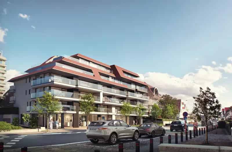 Handelspand op de Kustlaan in het Zoute, gevelbreedte 13m², design EL Architects