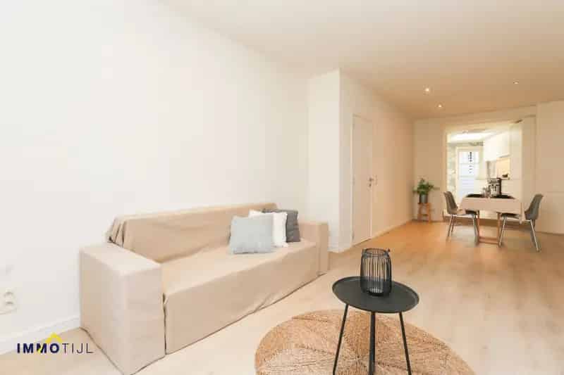Prachtige woning in Sint-Gillis, 4 kamers en een zeer ruime garage!