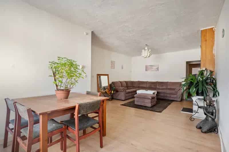 Opbrengsteigendom met 3 appartementen op toplocatie te Mortsel!