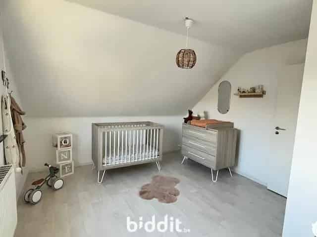 Halfopen bebouwing te Kallo met 4 slaapkamers