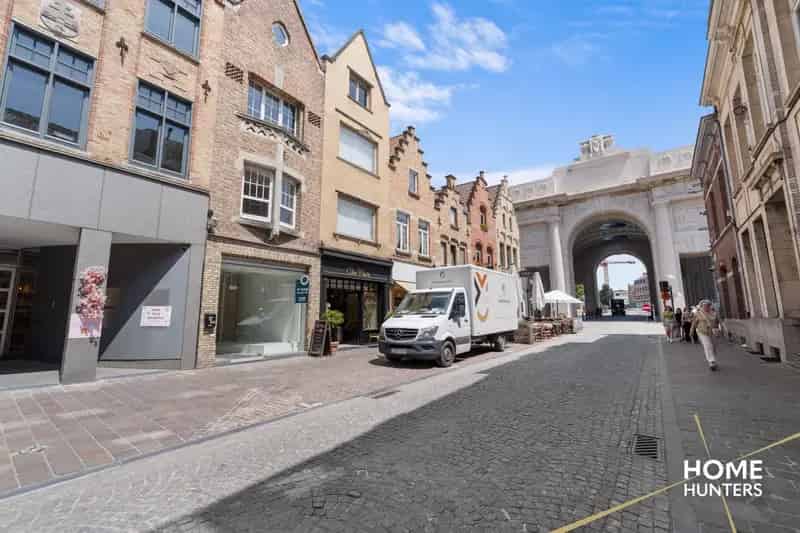 Prachtig handelspand op commerciële ligging te Ieper
