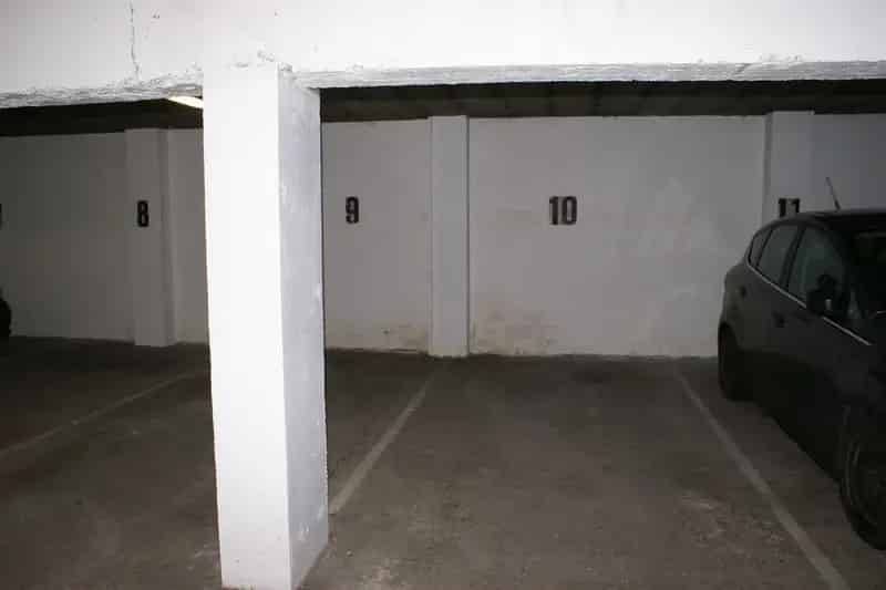 Parking/Garagebox