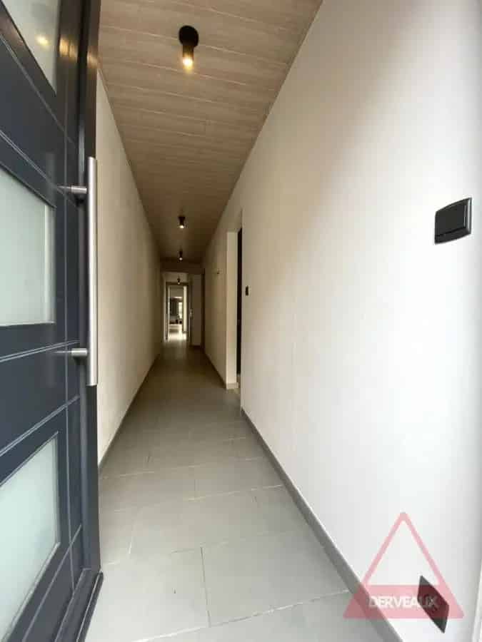 Harelbeke - Ruime rijwoning met 4 slaapkamers, tuin en achteruitgang met parkeermogelijkheid