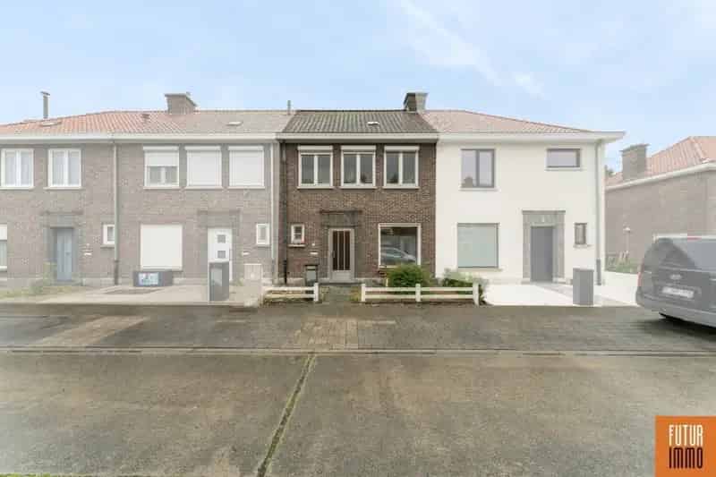 Te renoveren woning in leuke buurt Bosmolens