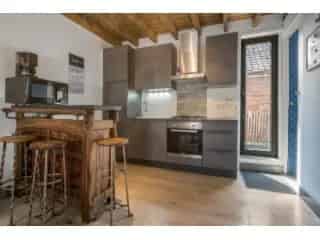 Huis te koop Gent - Instapklare woning met garage en terras