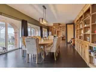 Villa te koop - Neufvilles VBC70688