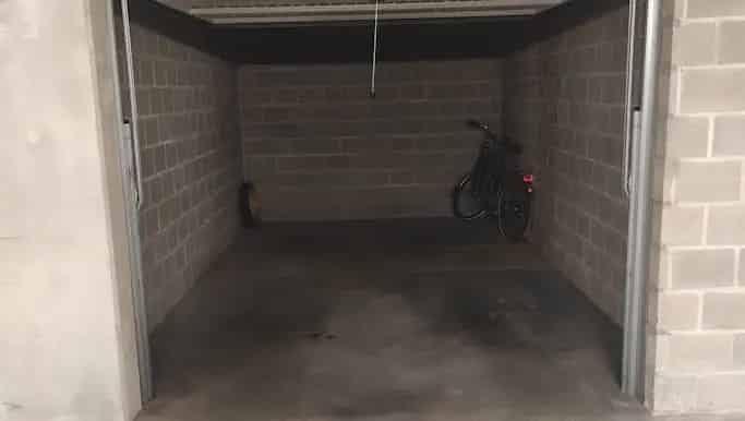 Garage te koop in Frank Van Ackerpromenade 6, Brugge - Dewaele