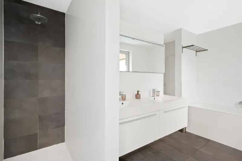 Instapklare Herenwoning 4 Slaapkamers Boom